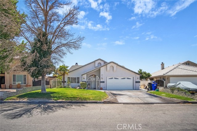 Property photo of 14375 JAMAICA LN