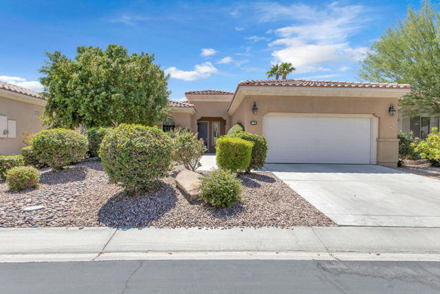 Property photo of 81183 Avenida Tres Lagunas