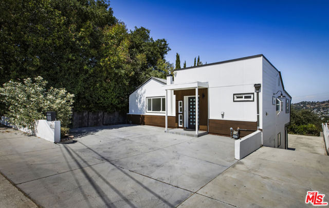 Property photo of 4013 Division ST