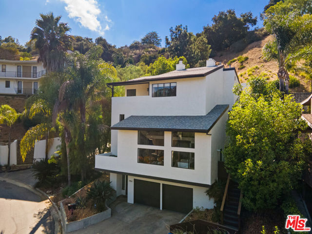 Property photo of 2965 Passmore DR