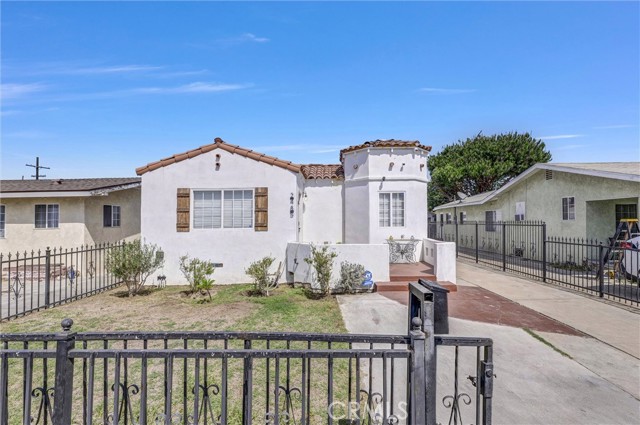 Property photo of 2485 Cass PL
