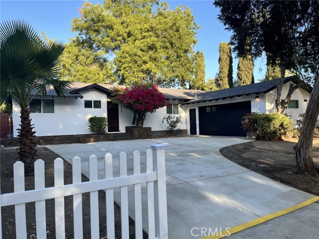 Photo of 8581 Owensmouth