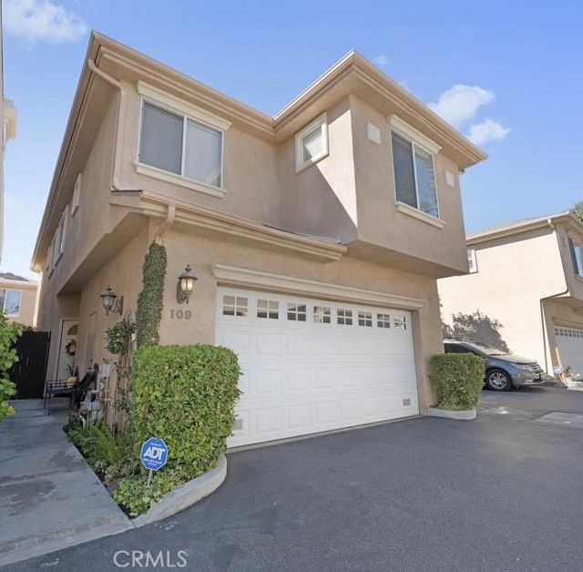 Property photo of 10025 Topanga Canyon