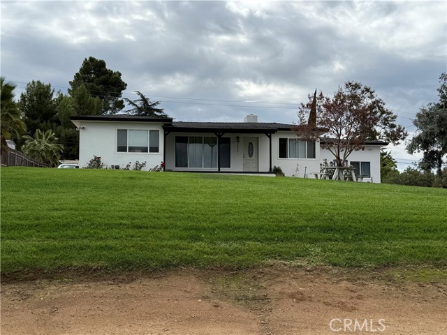 Property photo of 36041 Highland