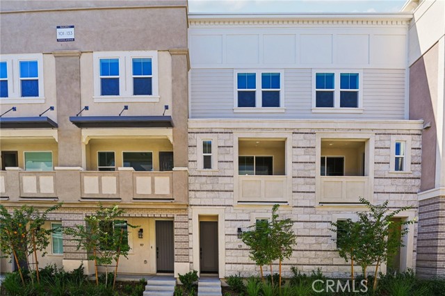 Photo of 103 N First Av