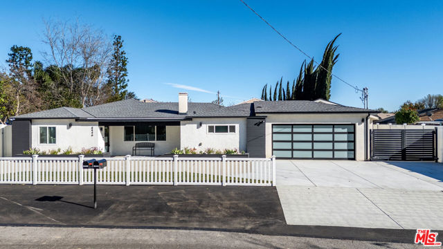 Property photo of 8446 Penfield AV