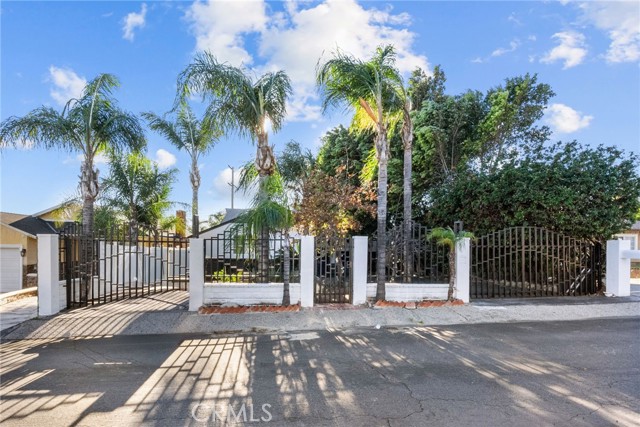 Photo of 13761 Dronfield Av