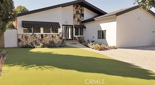 Property photo of 7747 Greenbush