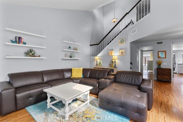 Property photo of 8520 Lake Knoll