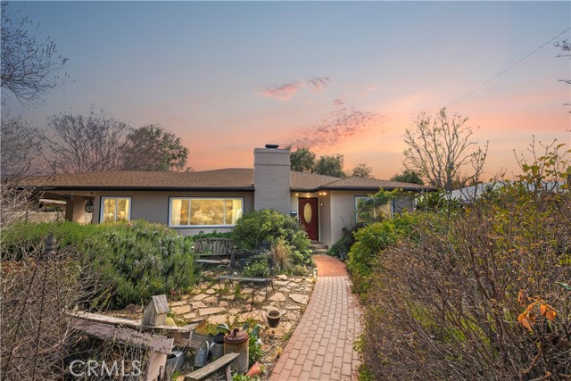 Property photo of 754 W 9th