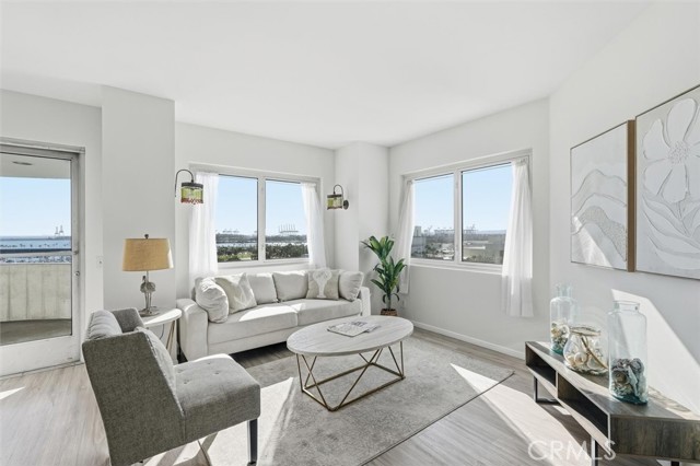 Property photo of 525 E Seaside