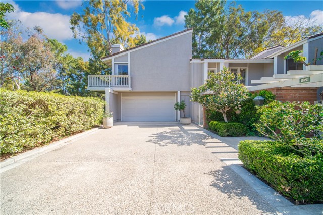 Property photo of 28 Rocky Knoll