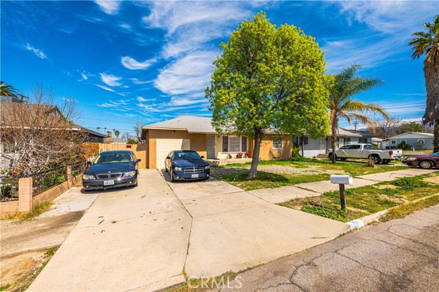 Property photo of 308 Elmwood AV