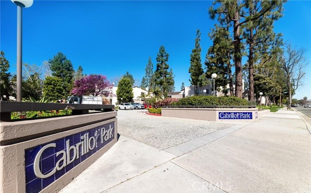 Property photo of 1260 Cabrillo Park DR