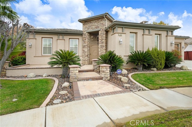 Property photo of 11565 Legends LN