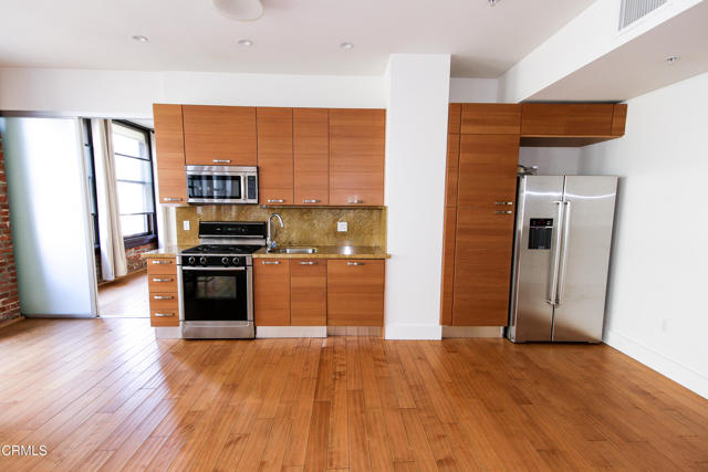 Property photo of 460 S Spring ST