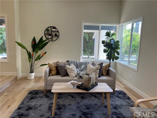 Photo of 6087 Carol Av