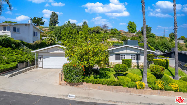 Property photo of 6065 Maury AV