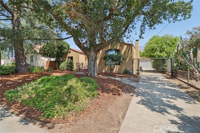 Photo of 1929 Beverly Dr