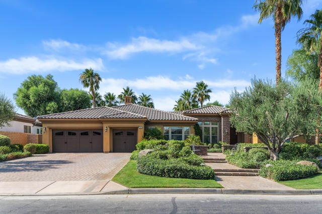 Property photo of 78494 Blackstone CT