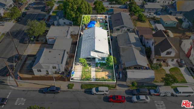 Property photo of 1572 W 37th PL