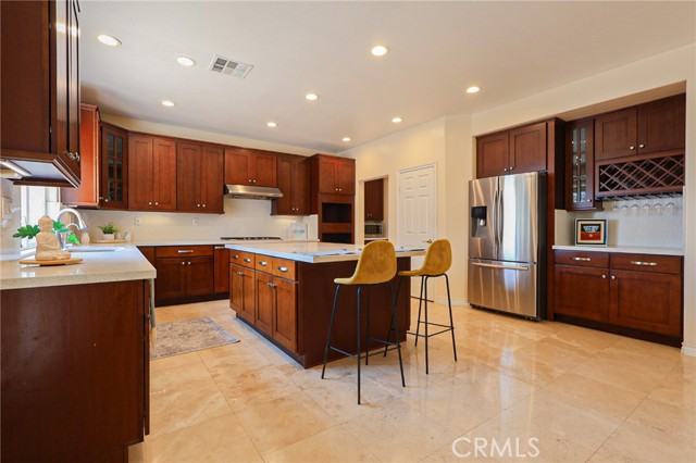 Property photo of 17160 Fremont LN