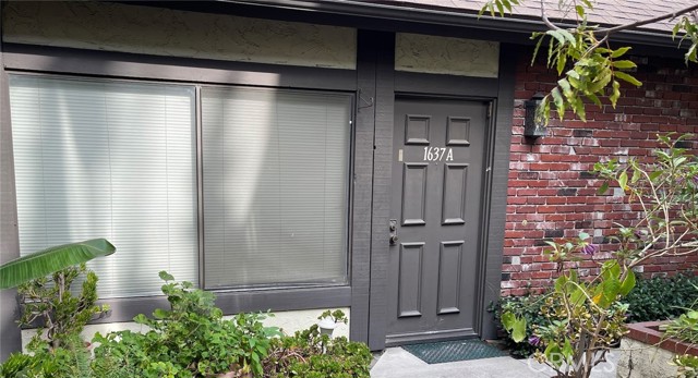 Property photo of 1637 N Verdugo RD