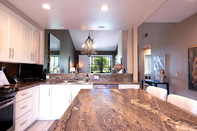 Property photo of 38180 Zinnia LN