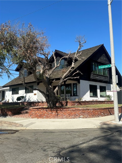 Property photo of 1122 Cranbrook AV
