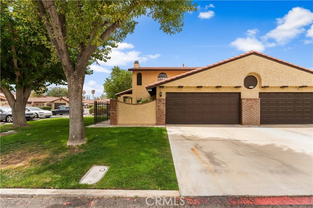Property photo of 43743 Alain CT