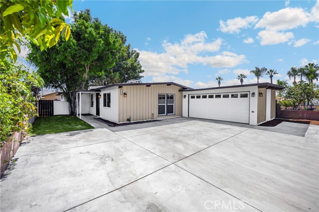 Property photo of 18018 E Ghent