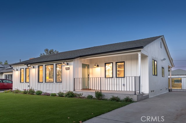 Property photo of 5808 Irvine AV