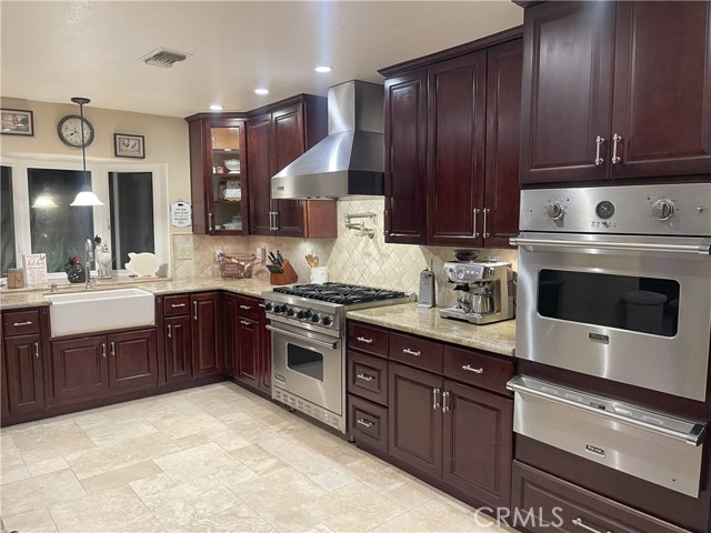 Property photo of 17967 Sun Hill