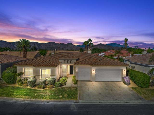 Property photo of 48631 Via Carisma