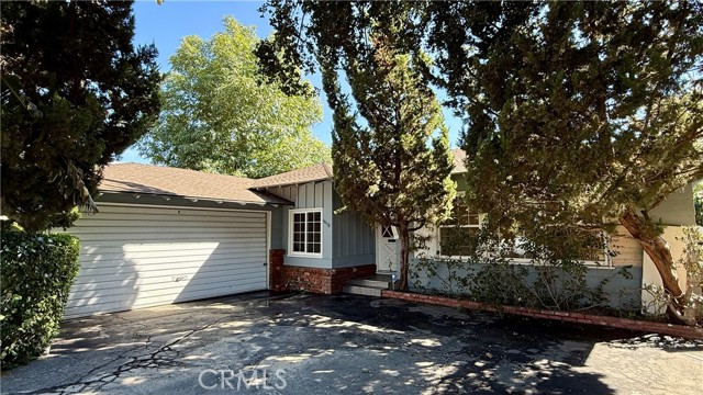 Property photo of 16118 Knapp ST