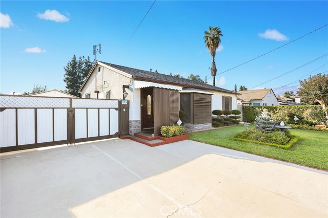 Property photo of 3047 S 8th
