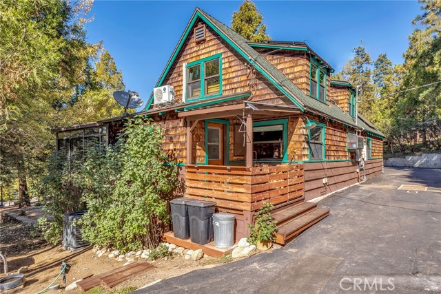 Property photo of 54055 Strawberry Valley DR