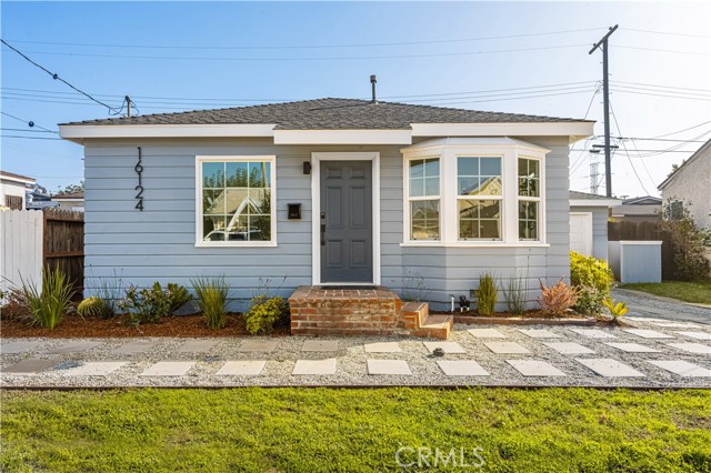 Property photo of 16124 S Hoover ST