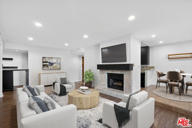 Property photo of 12940 Riverside DR