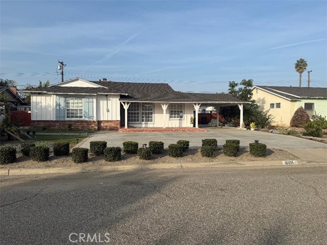 Property photo of 10111 Roselee DR