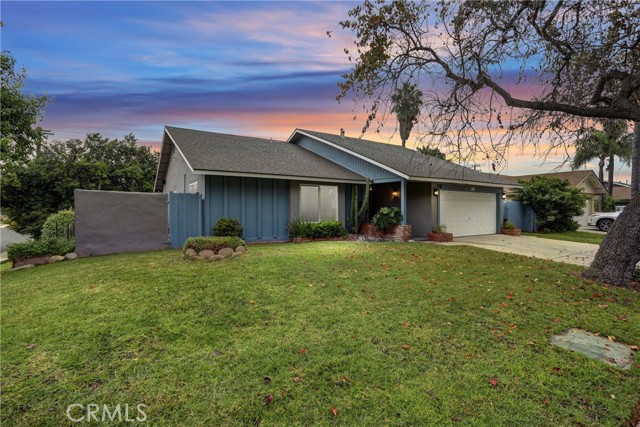 Property photo of 1997 W Phillips DR