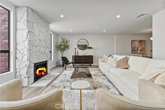 Property photo of 1537 S Westgate AV