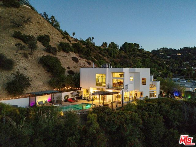 Property photo of 3778 Sheridge DR