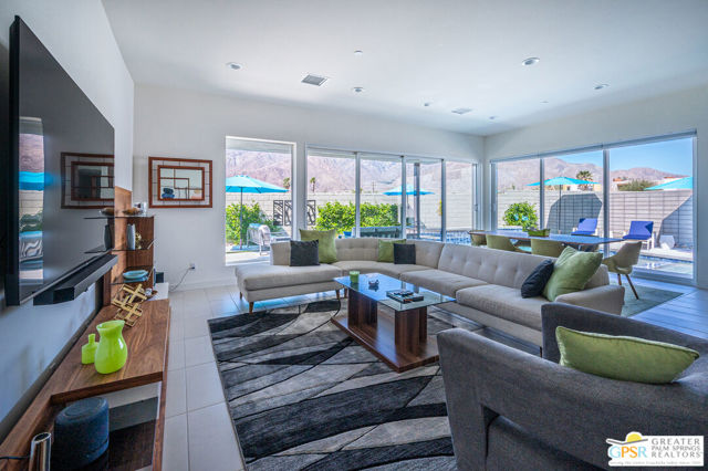 Photo of 3447 Taylor Dr