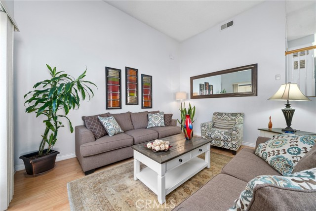 Photo of 20815 Norwalk Bl