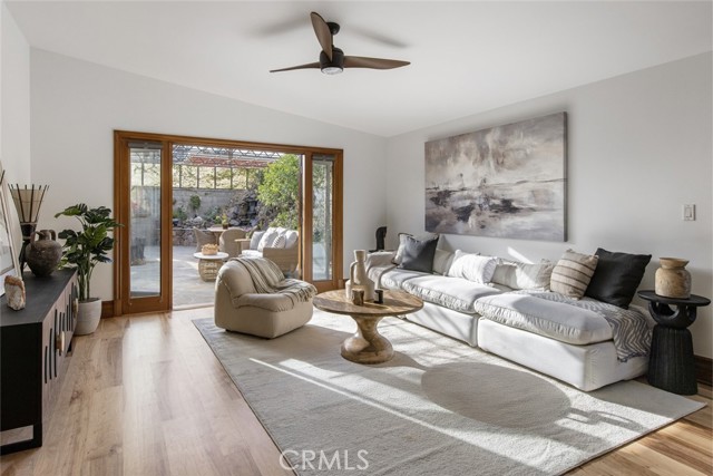 Photo of 929 Lake St