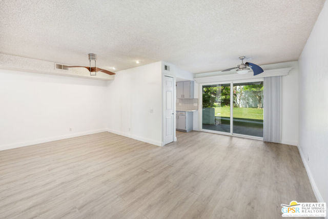 Property photo of 5175 E Waverly DR