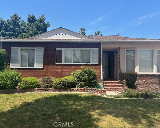 Photo of 11021 Fairford Av