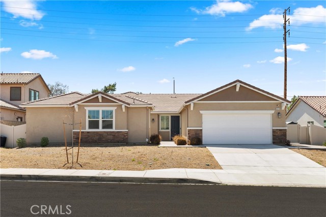 Property photo of 41719 Wayladn CT