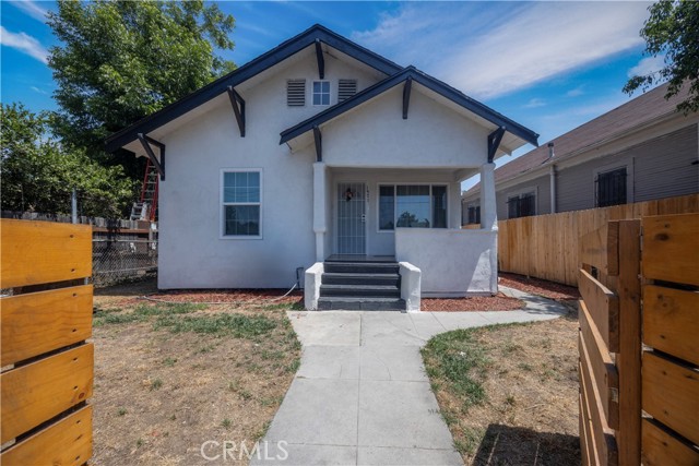 Property photo of 1471 E 41st PL